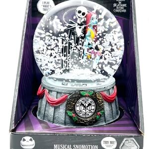 Nightmare Before Christmas Musical Snomotion Globe